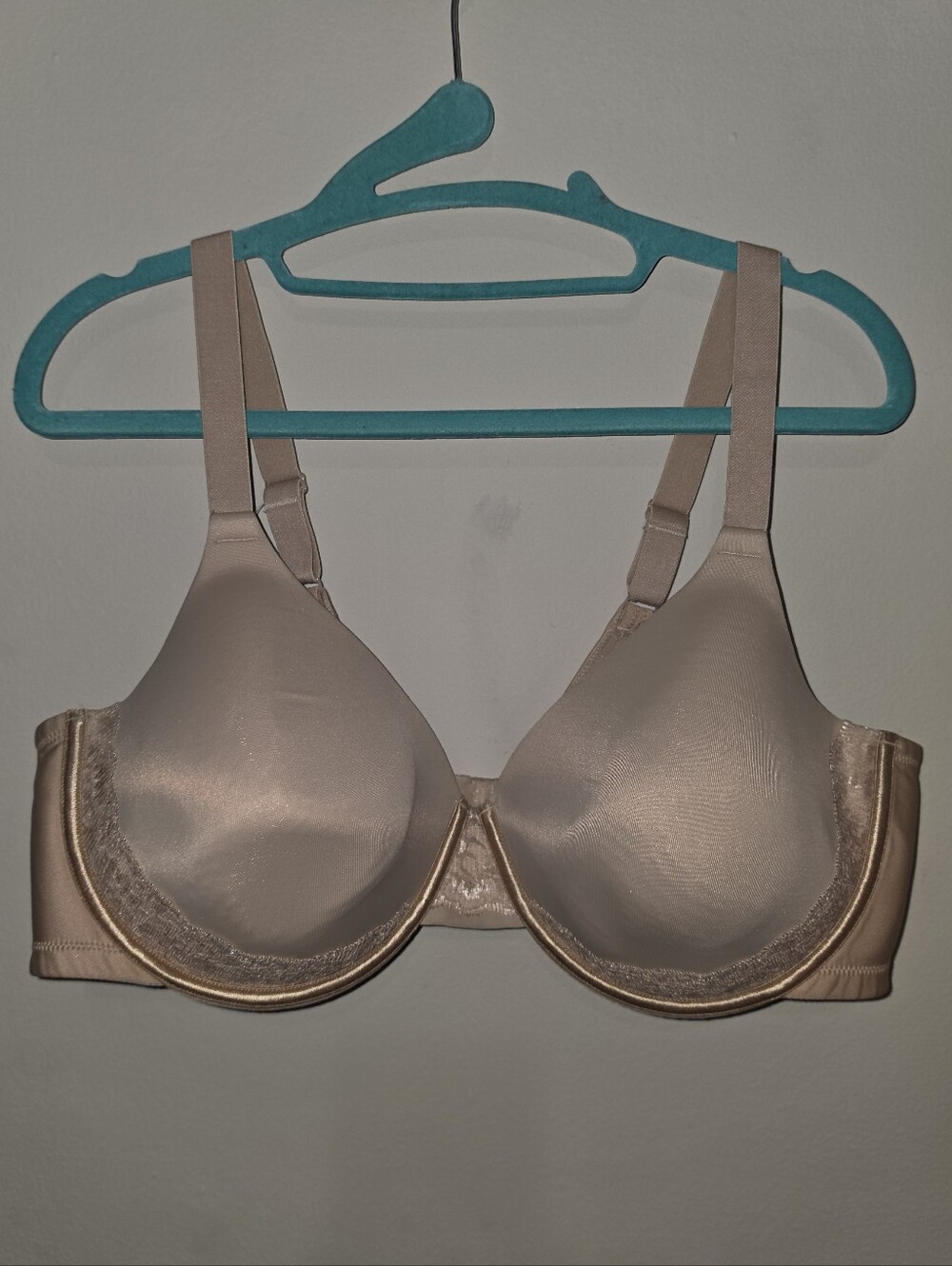 Vanity Fair Underwire Bra 44D